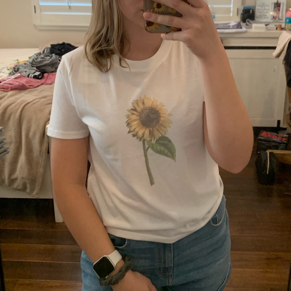 New with tags cotton on sunflower T-shirt